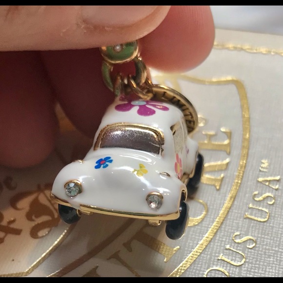 Juicy Couture charm Baby you can drive my VW bug - Picture 11 of 12
